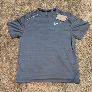 NWT Nike grey dri-fit running shirt Size Large